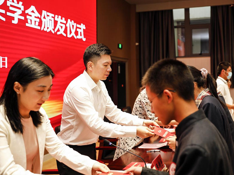 bevictor伟德股份上市一周年丨阔步前进 筑梦新程